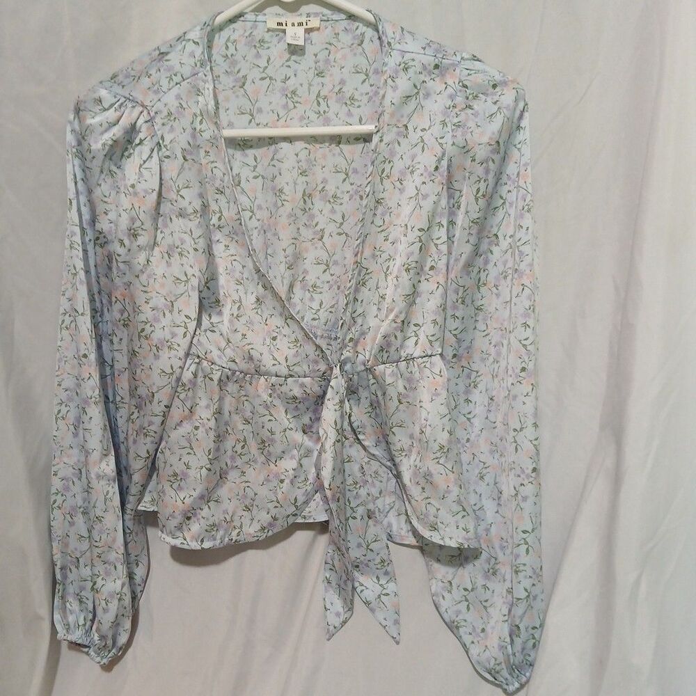 Miami Size Small Shirt  Blue Floral 3 Hooks In Front